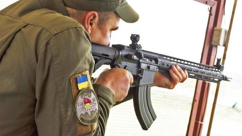 The Ukrainian military has received the first of its new US-made WAC-47 rifles, a derivative of the American-designed M16 rifle that chambers the Soviet-era 7.62x39mm cartridge. (Courtesy photo for education only)