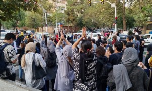 Women protesting in Iran 2022 world is watching quietly (Public domain photo for education only)